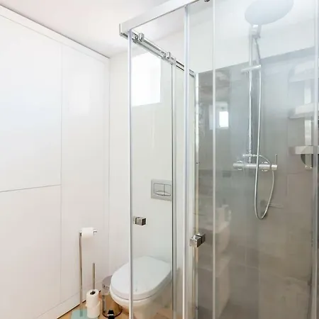 Seaside With A View - 200m Away From The Beach! Appartement